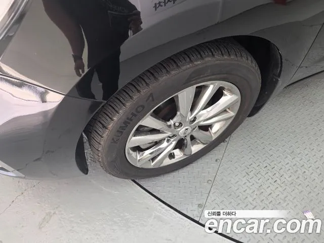 Kia Carnival 2019 thumb 7