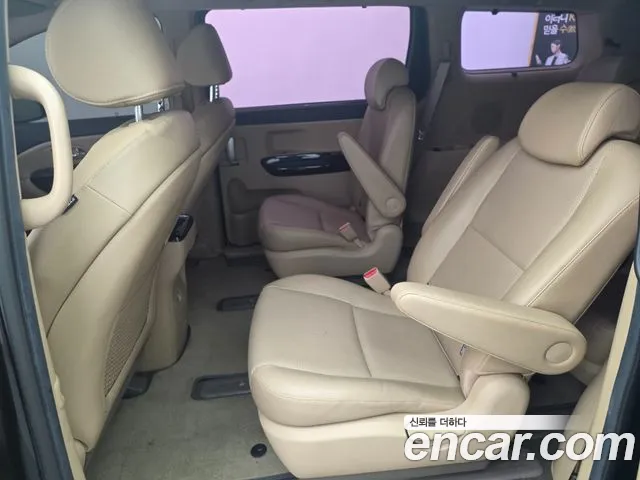 Kia Carnival 2019 thumb 9