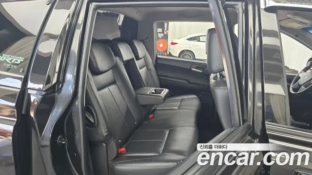 KG_Mobility_Ssangyong KORANDO 2017 thumb 12