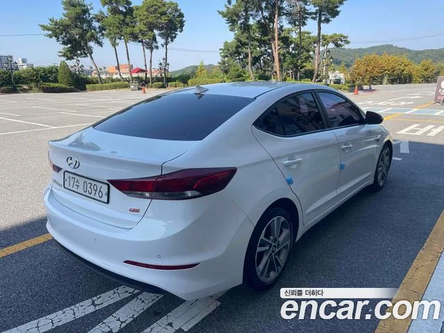 Hyundai Avante 2016 thumb 4