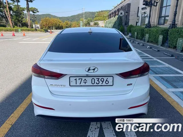 Hyundai Avante 2016 thumb 5