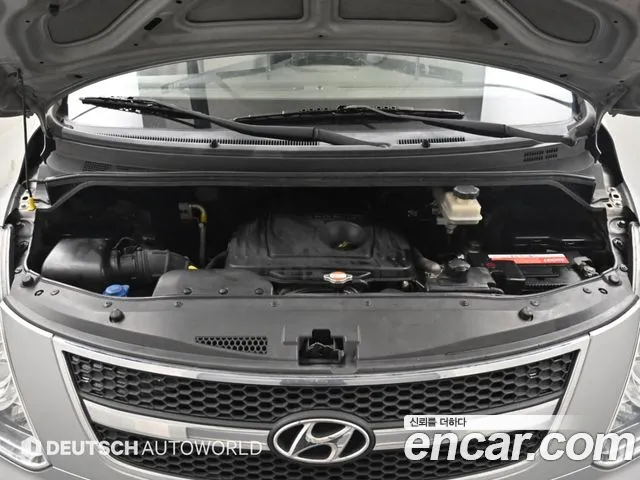 Hyundai Starex 2010 thumb 6