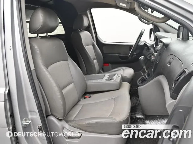 Hyundai Starex 2010 thumb 10