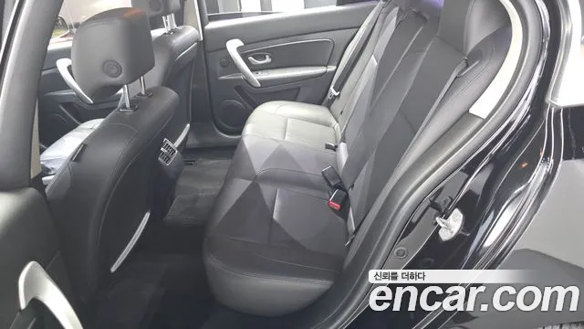 Renault-KoreaSamsung SM5 2017 thumb 12