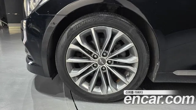 Hyundai Genesis 2016 thumb 5