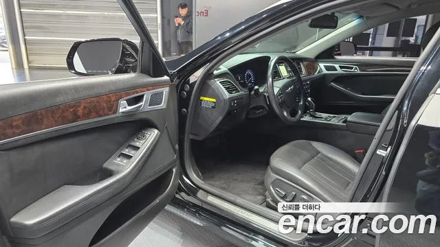 Hyundai Genesis 2016 thumb 10