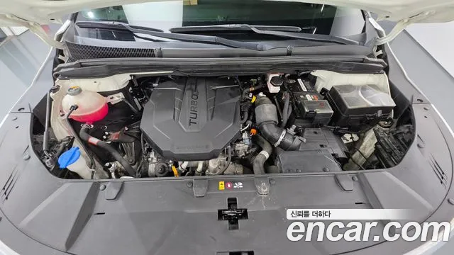 Kia Carnival 2021 thumb 6