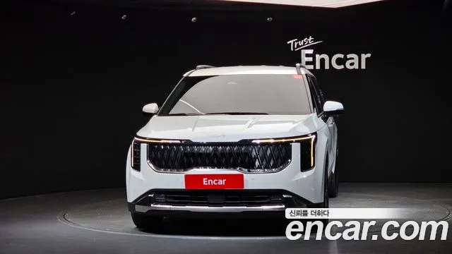 Kia Carnival 2024 thumb 3
