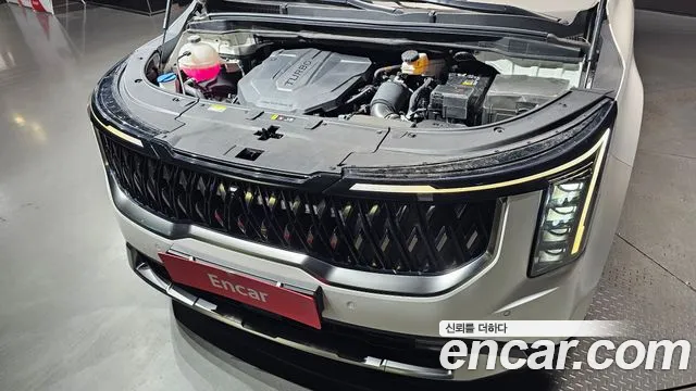 Kia Carnival 2024 thumb 6