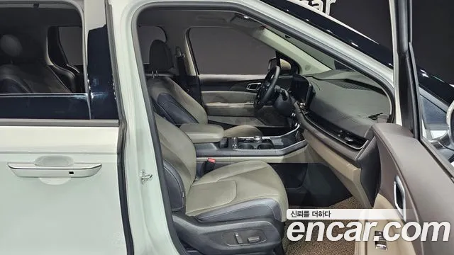 Kia Carnival 2024 thumb 12