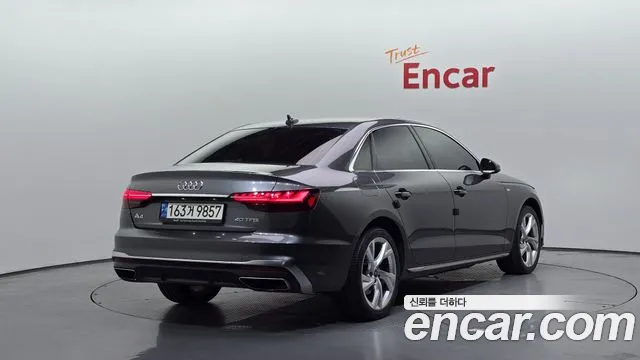 Audi A4 2021 thumb 2
