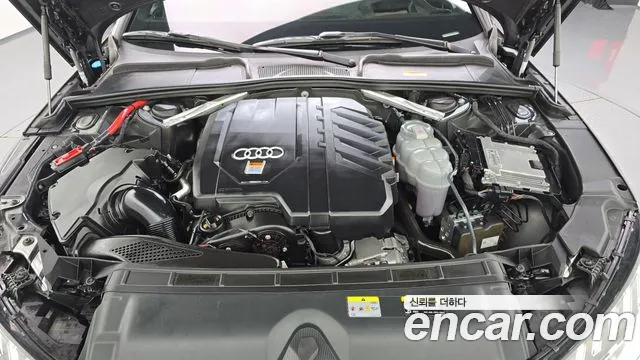 Audi A4 2021 thumb 6