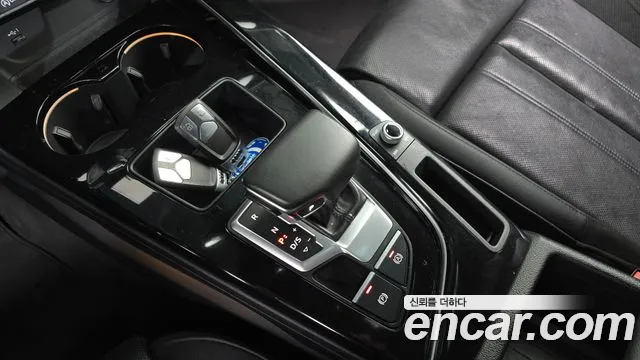 Audi A4 2021 thumb 9