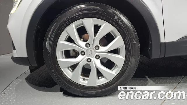 Renault-KoreaSamsung Arkana 2020 thumb 4