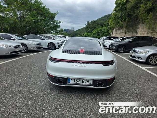 Porsche 911 2024 thumb 6