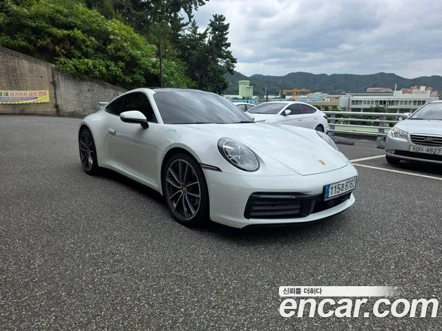 Porsche 911 2024 thumb 11