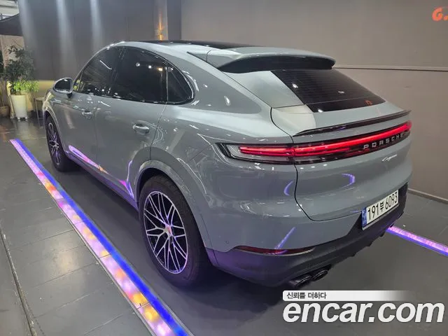 Porsche Cayenne 2024 thumb 2