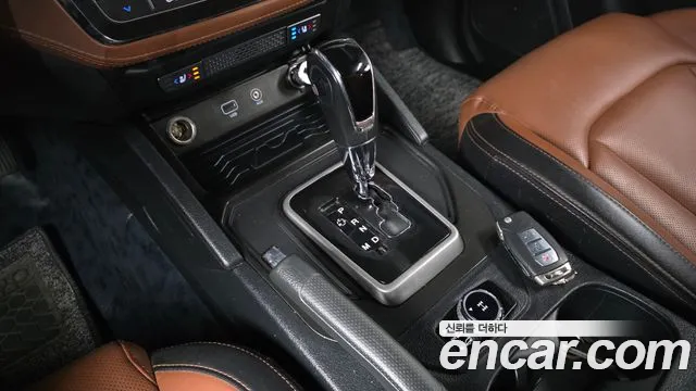 KG_Mobility_Ssangyong Rexton 2018 thumb 9