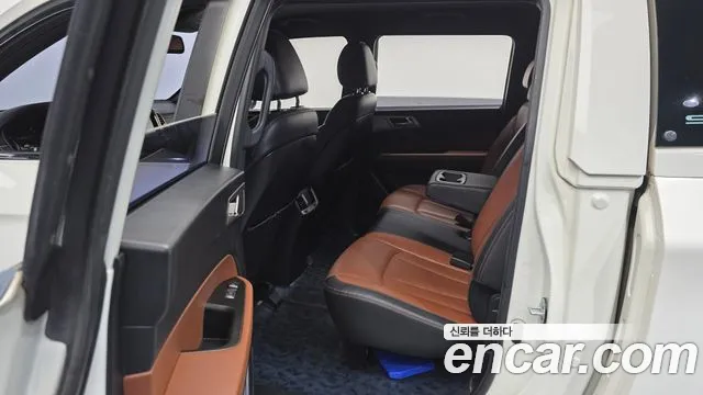 KG_Mobility_Ssangyong Rexton 2018 thumb 12