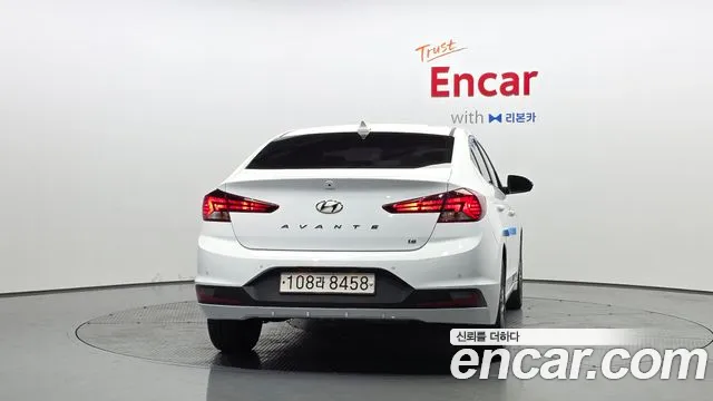 Hyundai Avante 2019 thumb 3