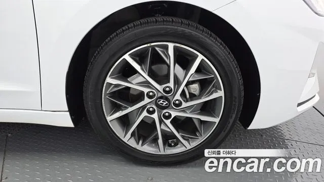 Hyundai Avante 2019 thumb 4