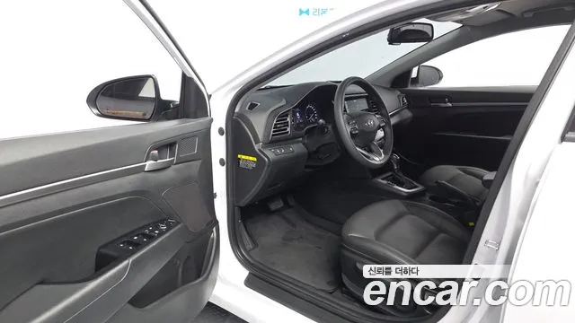 Hyundai Avante 2019 thumb 9