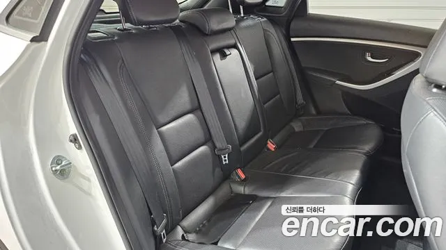 Hyundai i30 2014 thumb 12