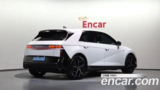 Hyundai IONIQ 5 2024 thumb 2