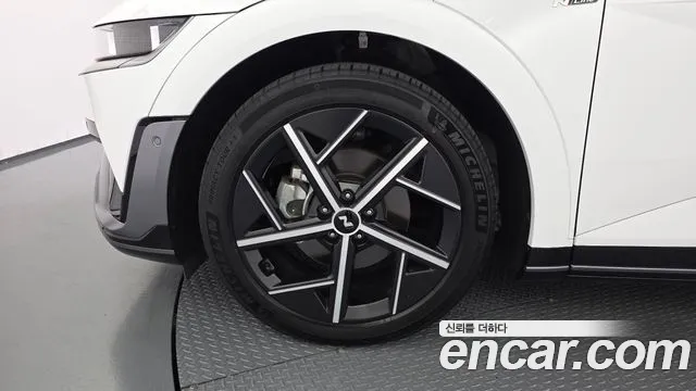 Hyundai IONIQ 5 2024 thumb 5