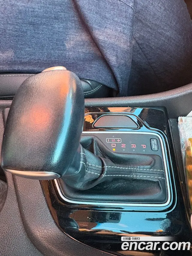 Kia Niro 2016 thumb 9