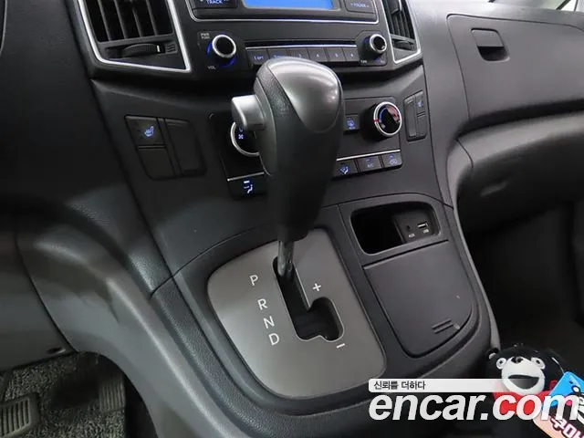 Hyundai Starex 2018 thumb 9