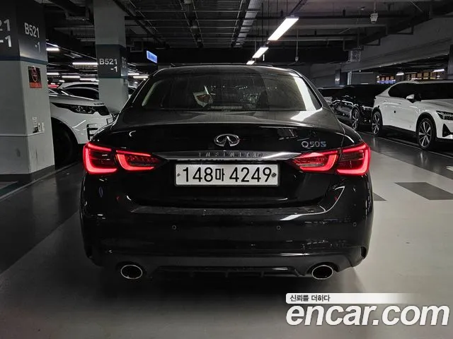 Infiniti Q50 2018 thumb 3