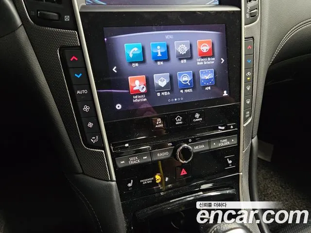 Infiniti Q50 2018 thumb 8