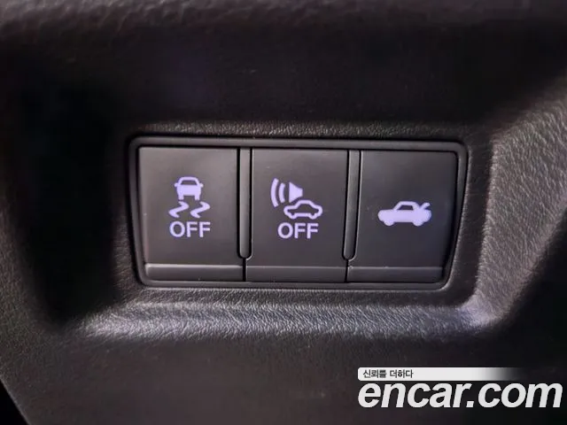 Infiniti Q50 2018 thumb 10