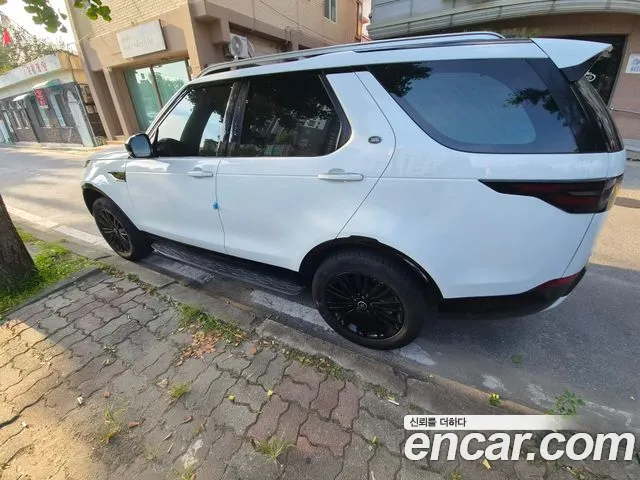 Land Rover Discovery 2018 thumb 3