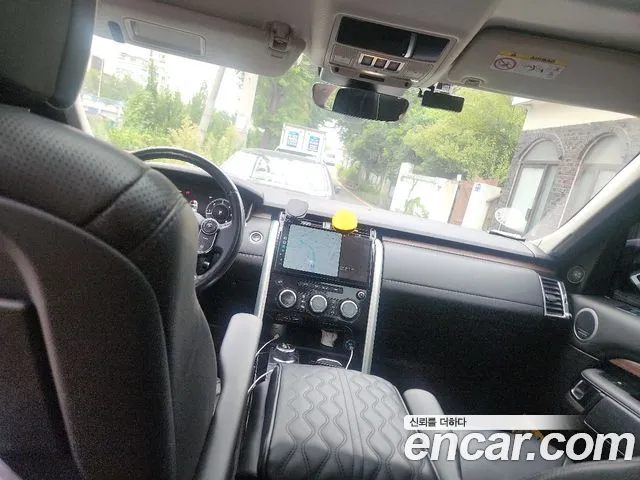Land Rover Discovery 2018 thumb 7