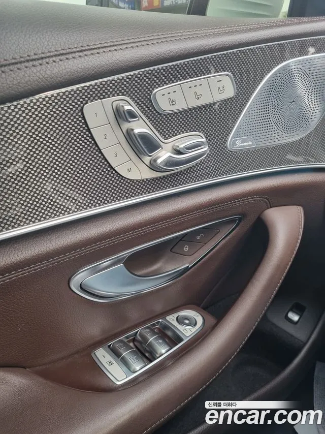 Mercedes-Benz CLS-Class 2018 thumb 9