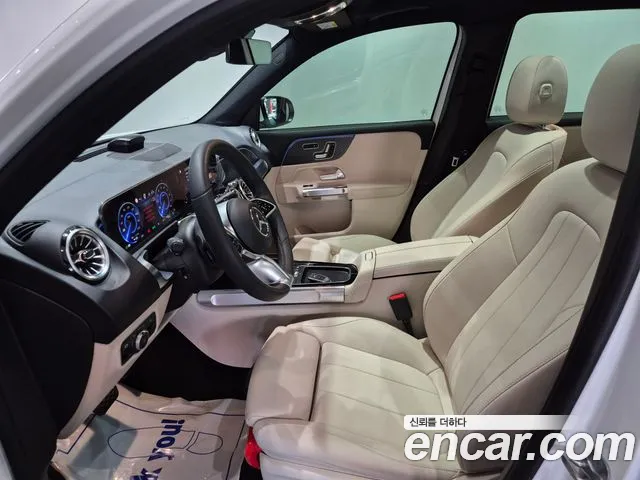 Mercedes-Benz EQB 2026 thumb 10