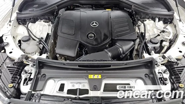 Mercedes-Benz GLC 2023 thumb 6