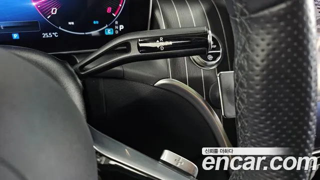 Mercedes-Benz GLC 2023 thumb 9
