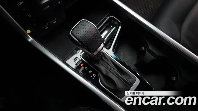 KG_Mobility_Ssangyong Torres 2022 thumb 9