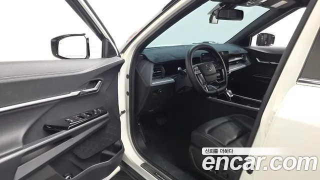KG_Mobility_Ssangyong Torres 2022 thumb 10