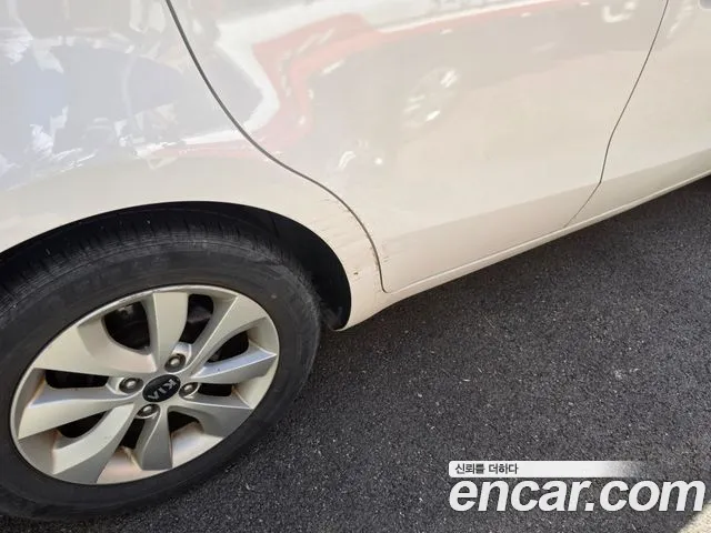 Kia Pride 2015 thumb 8