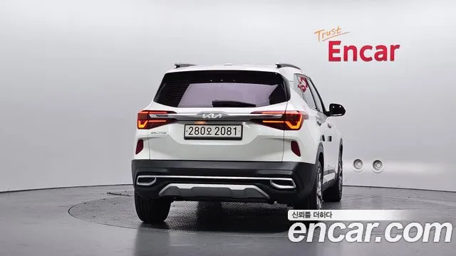 Kia Seltos 2021 thumb 4
