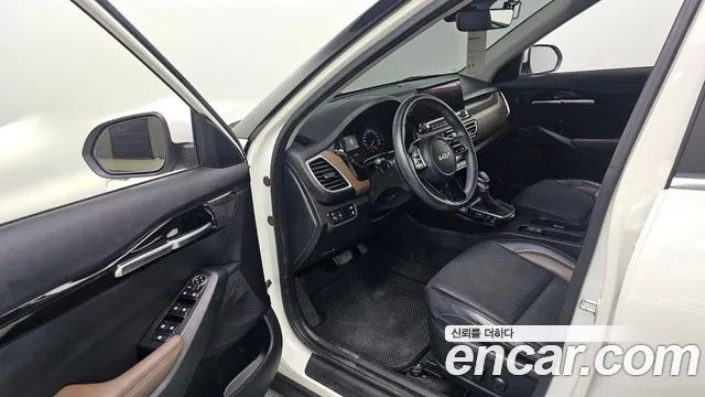 Kia Seltos 2021 thumb 10