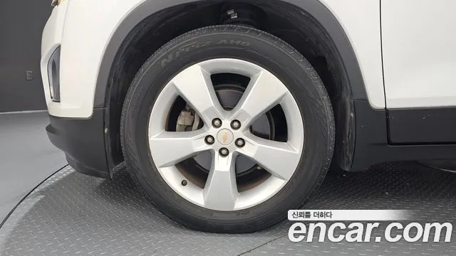 ChevroletGMDaewoo Tracker 2014 thumb 5