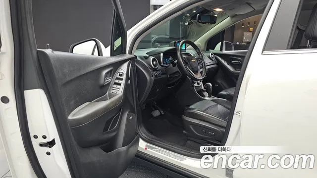 ChevroletGMDaewoo Tracker 2014 thumb 10