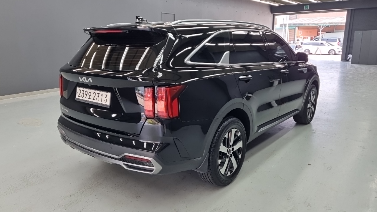 Kia Sorento 2023 thumb 2