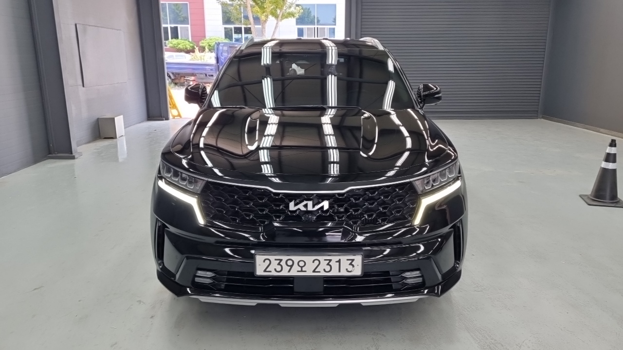 Kia Sorento 2023 thumb 3