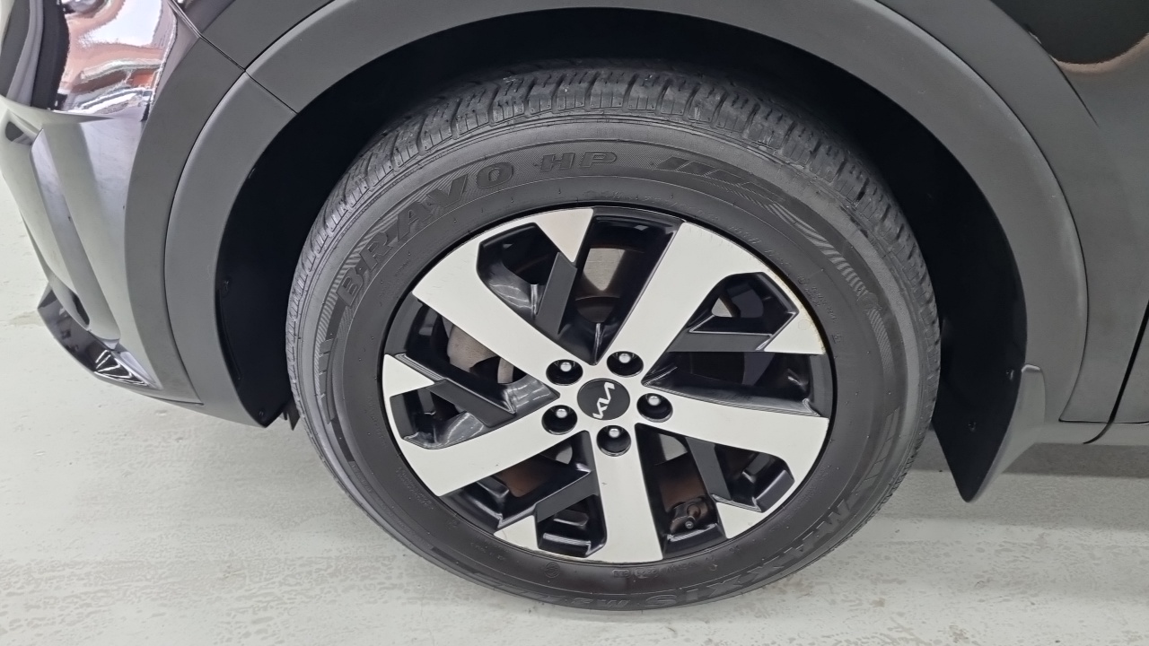 Kia Sorento 2023 thumb 5